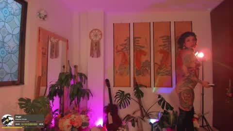      online show from October 11, 9:35 pm