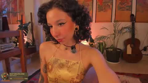      online show from November 18, 8:13 pm