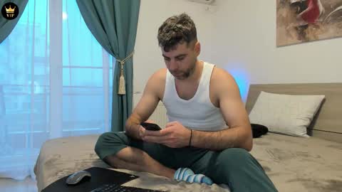 valyvalisimo online show from February 6, 6:29 am