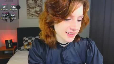 Snapshot of vampi_queen chatting on July 3, 7:09 pm Vampi online show from July 3, 7:09 pm