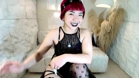 Snapshot of vampkitty_r chatting on March 20, 1:16 pm vampkitty_r online show from March 20, 1:16 pm