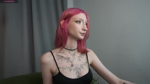 Leyla online show from May 24, 6:02 pm