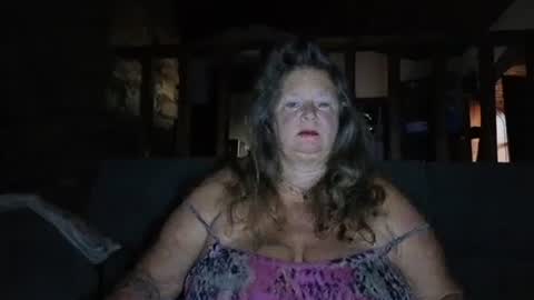 vampwoman online show from September 29, 6:18 am