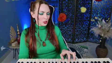 Vanda online show from February 26, 11:20 am