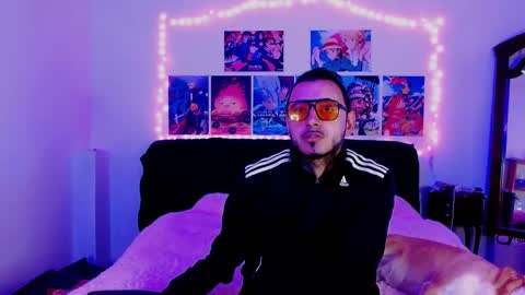 Snapshot of vanderheyl chatting on February 24, 3:02 am vanderheyl online show from February 24, 3:02 am