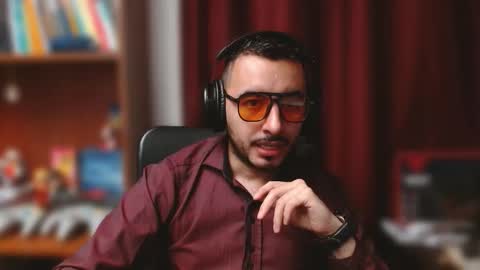 Snapshot of vanderheyl chatting on September 11, 6:08 pm vanderheyl online show from September 11, 6:08 pm