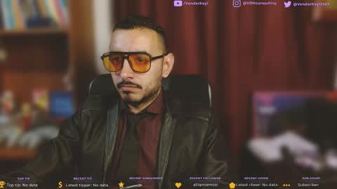 Snapshot of vanderheyl chatting on September 12, 6:13 am vanderheyl online show from September 12, 6:13 am