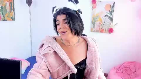 vanes_hontter online show from July 8, 2:54 pm