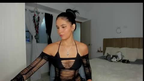 vanesa_g1 online show from July 25, 4:10 am