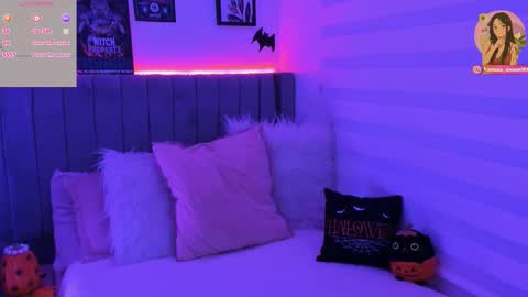 vanesa_moon_ online show from October 24, 12:30 am