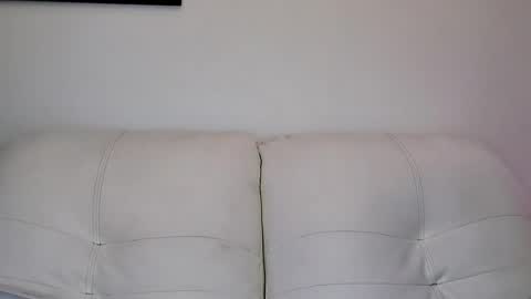 vanessa and samantha online show from June 23, 4:32 am