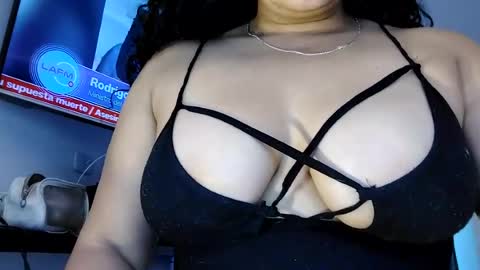 vanessa and samantha online show from June 30, 12:06 pm