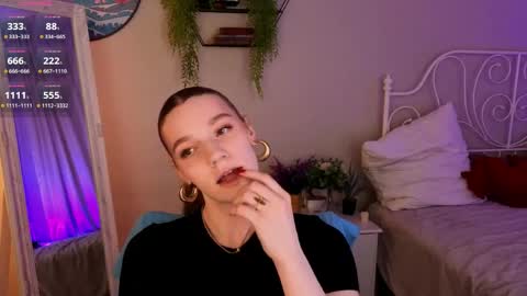 Vanessa online show from May 4, 4:03 pm