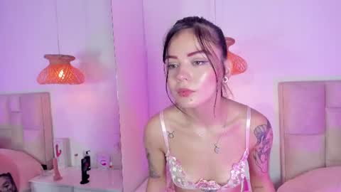 Vane  online show from June 11, 9:24 pm