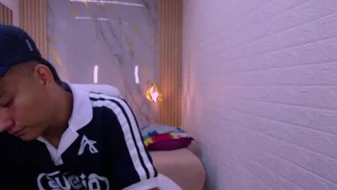 vanessa online show from March 22, 7:17 pm