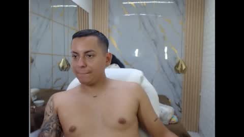 vanessa online show from June 26, 7:07 pm