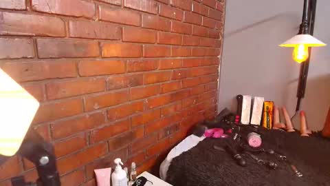 Van online show from September 14, 11:26 pm