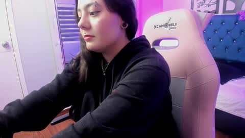 Snapshot of vanessa_gp chatting on February 17, 1:29 pm Vanesa online show from February 17, 1:29 pm