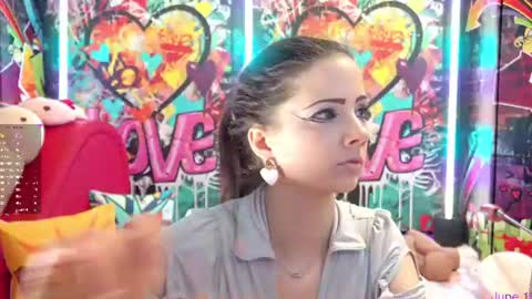 Snapshot of vanessa_love chatting on June 15, 3:36 pm Vanessa online show from June 15, 3:36 pm