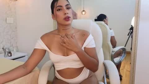 Vanessa  online show from November 7, 8:09 pm