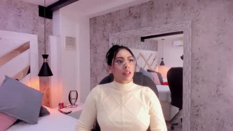 Vanessa  online show from March 25, 7:20 pm