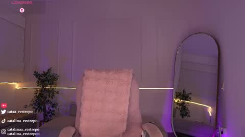 Snapshot of vanessa_sexxy chatting on December 14, 1:11 am vanessa sexxy online show from December 14, 1:11 am