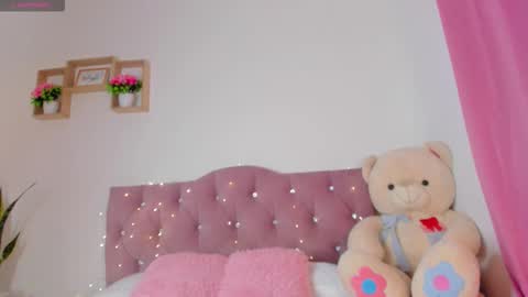 Snapshot of vanessa_sexyhot_ chatting on November 29, 11:35 am vanessa online show from November 29, 11:35 am