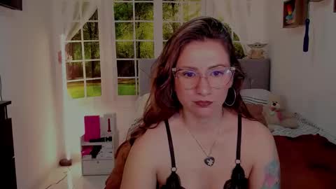 Vanessa online show from June 6, 7:29 pm