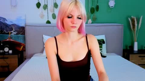 Snapshot of vanessaaustin chatting on March 26, 3:39 pm Vanessa online show from March 26, 3:39 pm