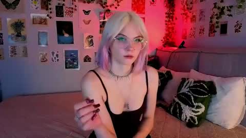 Snapshot of vanessaaustin chatting on June 9, 2:50 pm Vanessa online show from June 9, 2:50 pm