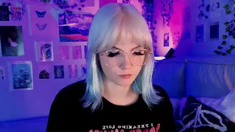 Snapshot of vanessaaustin chatting on July 28, 7:39 pm Vanessa online show from July 28, 7:39 pm