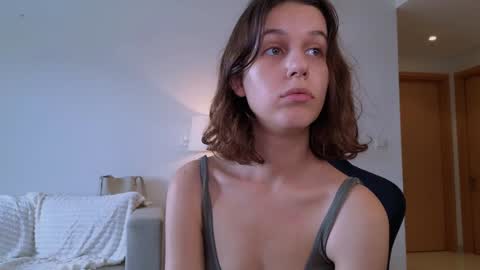 vanessa online show from December 26, 3:59 am