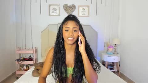 Snapshot of vanessabianchi chatting on December 25, 11:53 pm Vanessa online show from December 25, 11:53 pm