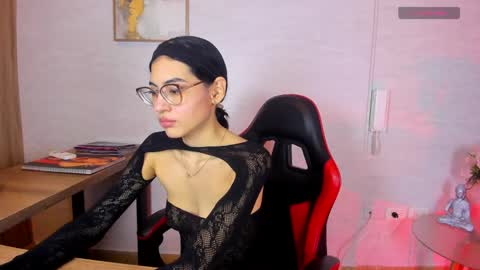 Vanessa online show from May 18, 7:41 pm