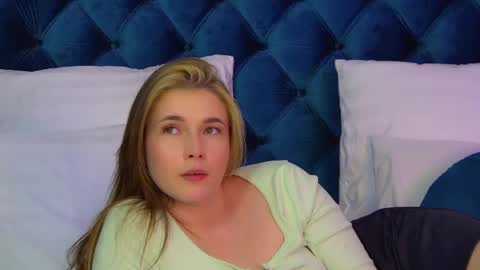 Vanessa online show from May 3, 6:36 pm