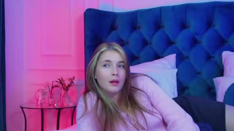 Vanessa online show from May 9, 7:19 pm