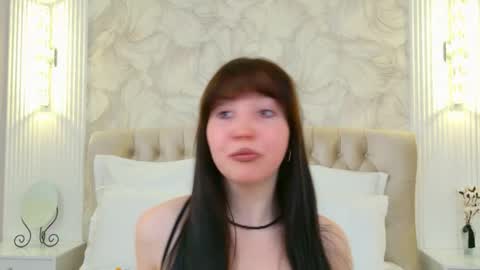 Vanessa online show from October 4, 3:32 pm