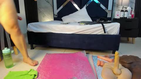 Vanessa Hard online show from November 28, 8:22 pm