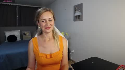 Snapshot of vanessakleiner chatting on July 1, 5:56 pm Vanessa online show from July 1, 5:56 pm