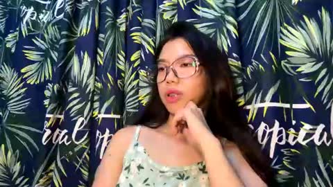 vanessam03 online show from July 16, 2:45 pm