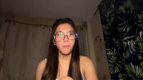 vanessam03 online show from July 21, 2:52 pm