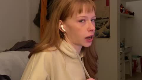 Snapshot of vanessapark chatting on December 4, 5:38 am Vanessa online show from December 4, 5:38 am