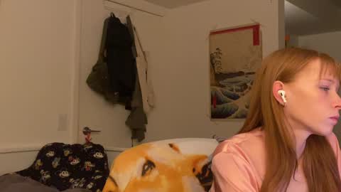 Snapshot of vanessapark chatting on December 15, 11:55 am Vanessa online show from December 15, 11:55 am