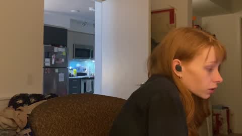 Snapshot of vanessapark chatting on December 18, 2:28 pm Vanessa online show from December 18, 2:28 pm