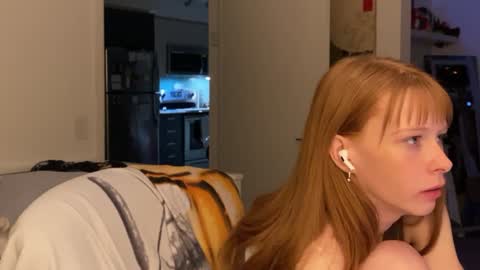 Snapshot of vanessapark chatting on January 3, 11:25 am Vanessa online show from January 3, 11:25 am