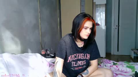 Snapshot of vanessatenderness chatting on April 7, 9:10 am vanessatenderness online show from April 7, 9:10 am