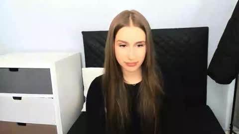 Snapshot of vanessatrue chatting on February 12, 6:14 pm VanessaTrue online show from February 12, 6:14 pm