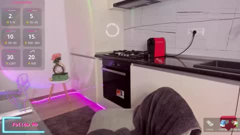 Snapshot of vanessavanne chatting on September 21, 3:13 pm Vanessa online show from September 21, 3:13 pm