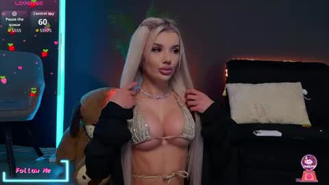 Vanessa online show from July 5, 1:18 pm