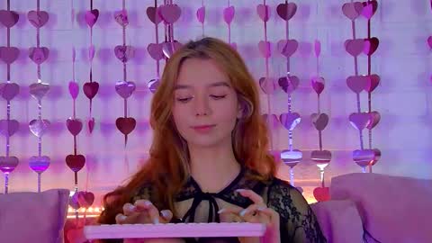 VanessaVienne online show from February 10, 5:39 pm